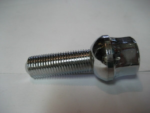 Kerékcsavar M12x1.25x30, rádiuszos, fényes króm bevonattal