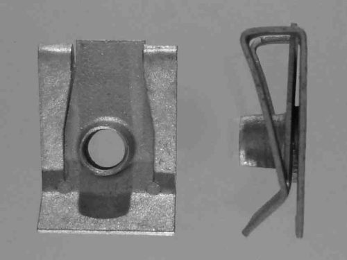 Horganyzott fém lemezanya, M5 menettel, 25 db/csomag