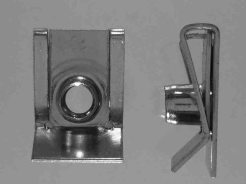 Horganyzott fém lemezanya, M6 menettel, 25 db/csomag