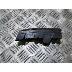   Lámpatartó jobb – Suzuki Swift (2005–2010) - Suzuki 71831-62J00