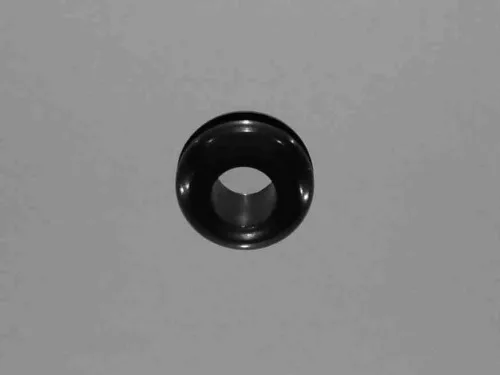 Kábelátvezető gumi 5,5x8,0 mm (164100)