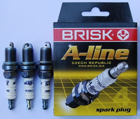 RISK A-Line 17 gyújtógyertya (D15YCY) – M14 x 1,25 – Menethossz: 19 mm – Kulcsnyílás: 16 mm (kompatibilitás: lásd a leírásban!)