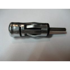 Gépkocsi antenna átalakító