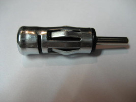 Gépkocsi antenna átalakító