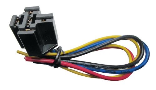 Relé tartó vezetékkel