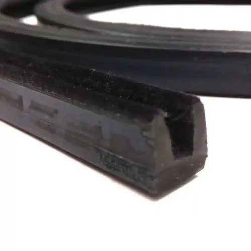 Trabant 1.1 és 601 bársonyos ablaktömítő gumi (12x12 mm)