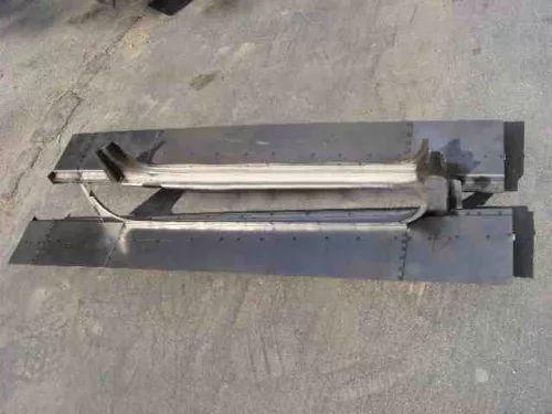 Küszöb – szerelt – jobb – Trabant