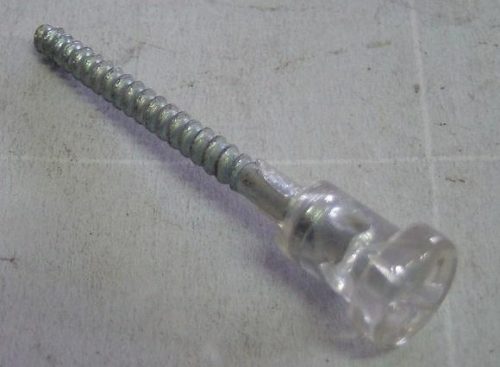 Fehér lámpabúra csavar Fiat 126, 125 modellekhez