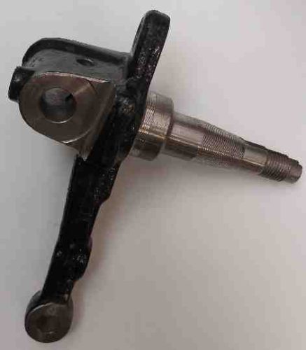 Első jobb tengelycsonk (új típus) Fiat 126, 125 modellekhez