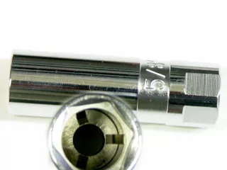 Crowafej 16 mm gyertyához 1/2" – 427016