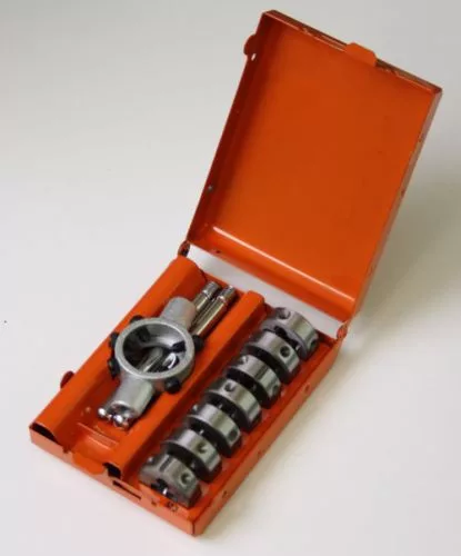 C9180 menetvágó klt. 8 db-os M3-M12 Corona