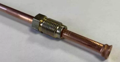 Fém fékcső 35 cm, 10x1 mm tölcséres csatlakozással (Trabant belső közép, Wartburg belső első-hátsó)