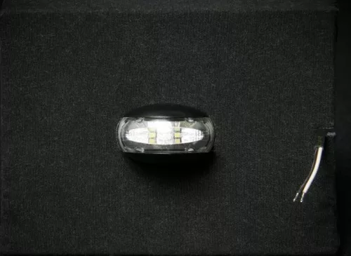 Fristom FT-012B LED-es fehér helyzetjelző lámpa