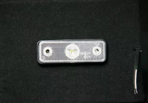 Fehér LED-es helyzetjelző lámpa, FT-004B típus