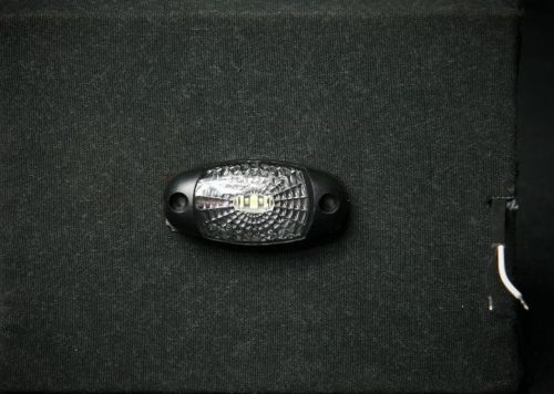 Fristom FT-025B LED-es fehér helyzetjelző lámpa