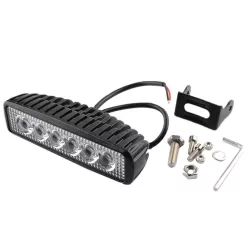 Szögletes 6 LED-es Munkalámpa, 18W, 10-30V, Spot Fény