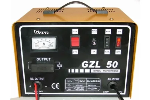 Giant GZL50 Akkumulátortöltő 12V/24V 30A/20A 600W Normál és Gyorstöltés