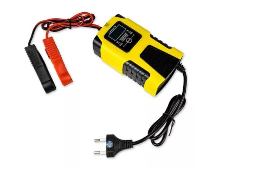 GEKO G80038 Mikroprocesszoros LCD Akkumulátortöltő 6/12/24V 10A