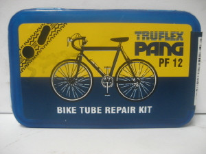 Pang PF12 kerékpári defektjavító készlet