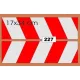 Fényvisszaverő matrica nagy fehér-piros – 227