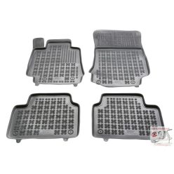   Alfa Romeo Giulia 2015.10-> Peremes Lábtálca, Méretpontos Gumiszőnyeg Garnitúra