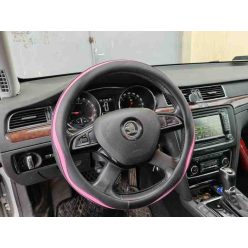 Műbőr kormányvédő 38cm fekete-pink (203-8P) autolife