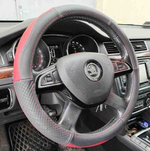 Valódi bőr kormányvédő 38cm fekete/bordó (5093BKBORDO) autolife