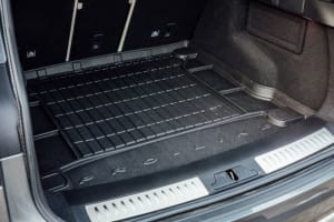 Dacia Spring Liftback 2020-tól  Méretpontos Csomagtértálca