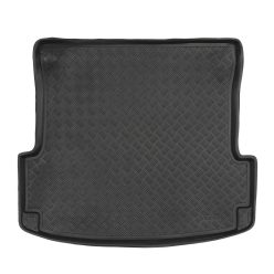   Méretpontos Műanyag csomagtértálca Škoda Octavia I. 1996-2010 (sedan, csúszásgátló nélkül)|Rezaw-Plast