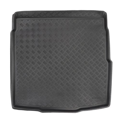 Méretpontos Műanyag csomagtértálca VW Passat B8 2015- (sedan, pótkerék, csúszásgátló nélkül)|Rezaw-Plast