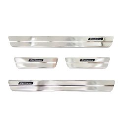 Küszöbdísz Suzuki Swace 2020- (matt)|Avisa