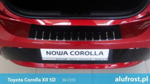 Csomagtartó élvédő csík Toyota Corolla 2018- (karbon fólia)|Alufrost