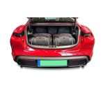 Porsche Taycan utazótáska készlet