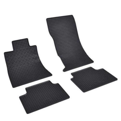 Méretpontos gumiszőnyeg garnitúra Alfa Romeo Giulia 2016- (4x4, automata)|Rigum