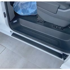   Küszöbvédő díszcsík VW Transporter T7 2024- (2. sor, bal oldali)|Rider
