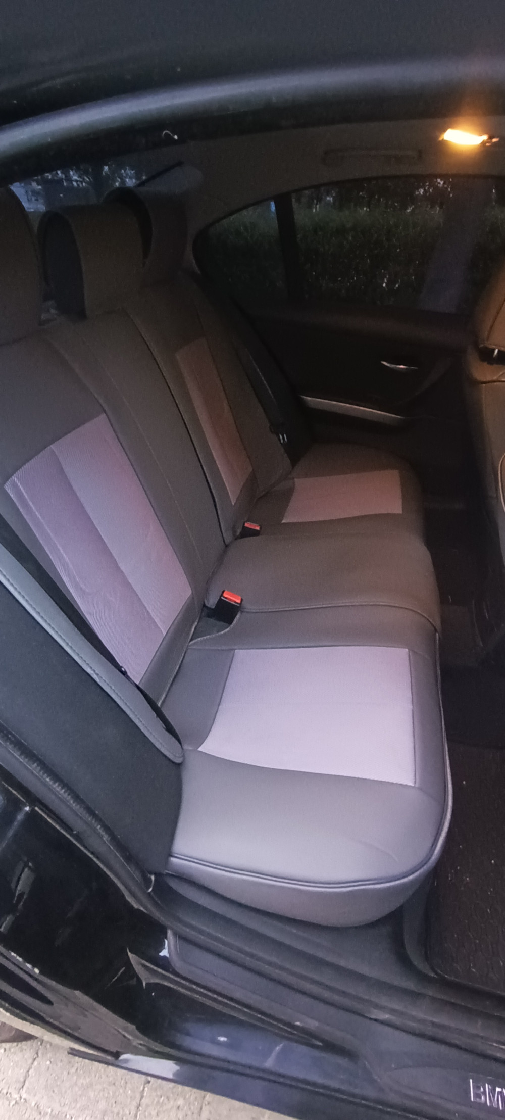   Bmw 3 Sorozat (E90) Sorozat Luna  Méretezett Üléshuzat Bőr/Szövet -Szürke/Szürkee- Komplett Garnitúra
